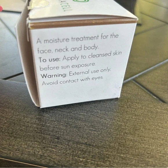 Dermacell New enriched collagen cream for face 1 ounce jar with box, open box - Picture 7 of 8